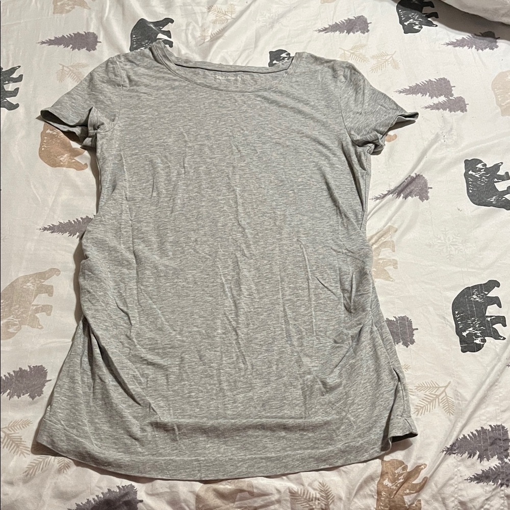 Gap Maternity Pure Body Classic T-Shirt - Size M